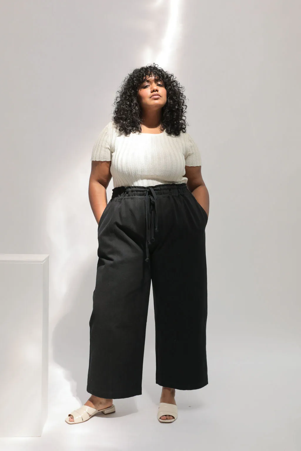 Alva Pant Black