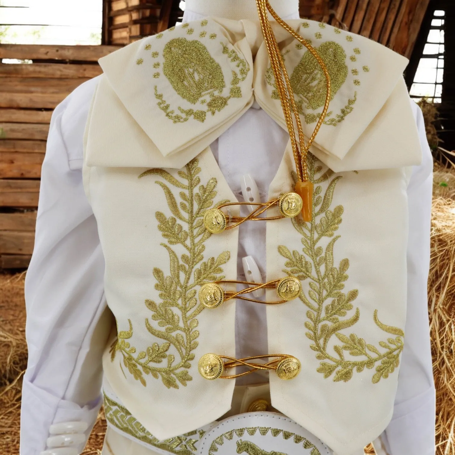 Charro Baptism (7-Piece) (Ivory/Virgin/Gold)