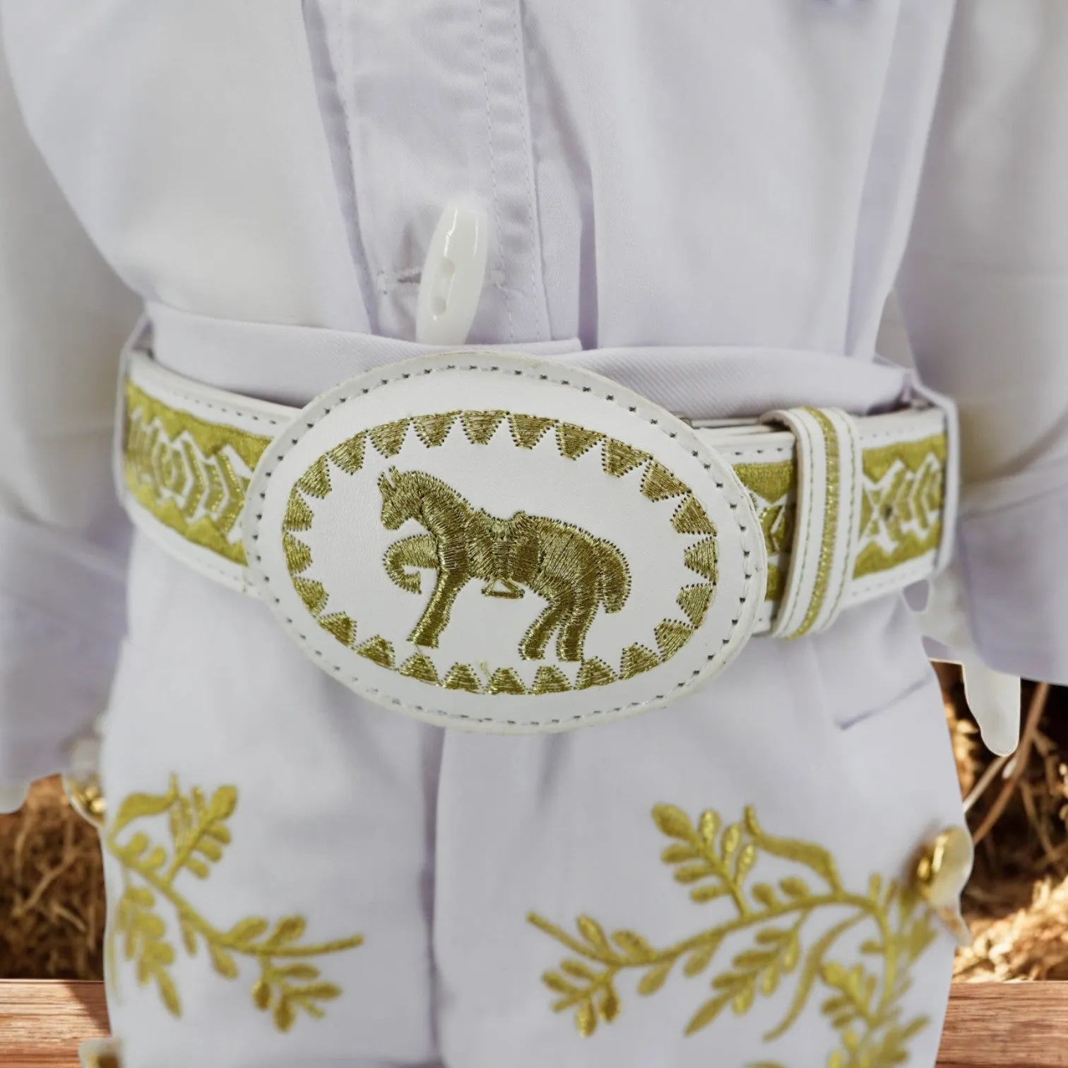 Charro Baptism (7-Piece) (White/Horse/Gold)