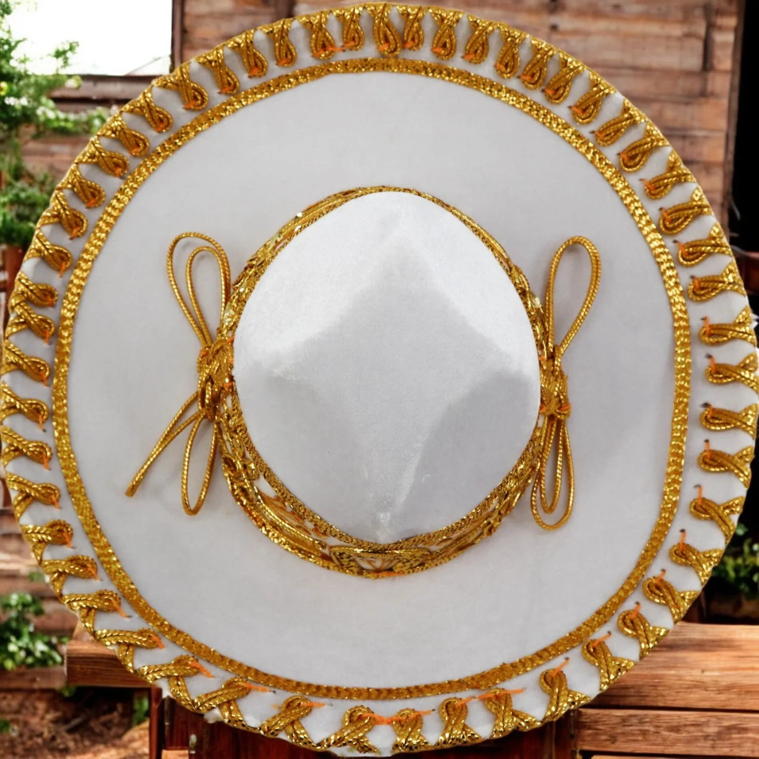Charro Baptism (7-Piece) (White/Virgin/Gold)