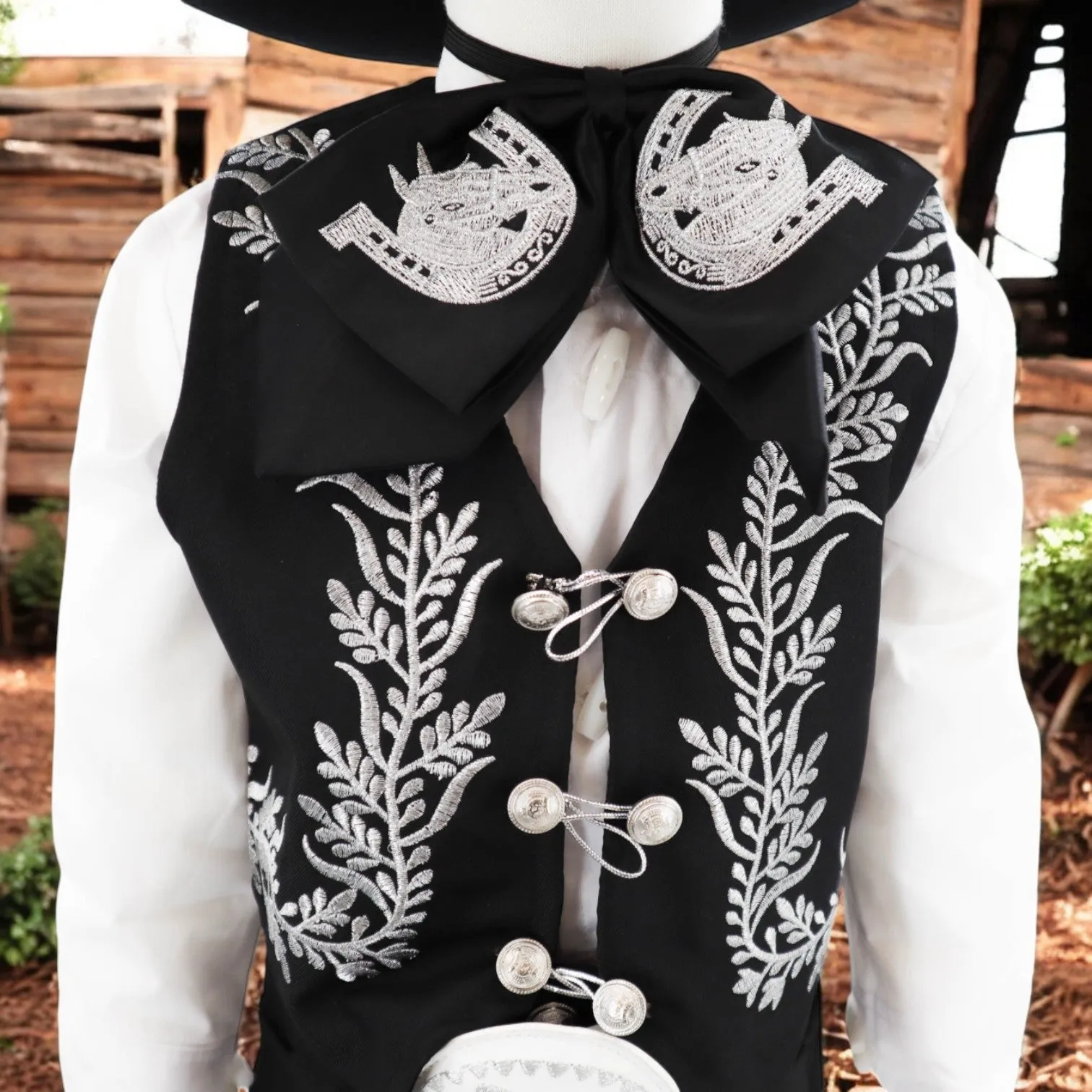Charro Suit (7-Piece) (Black/Horse/Silver)