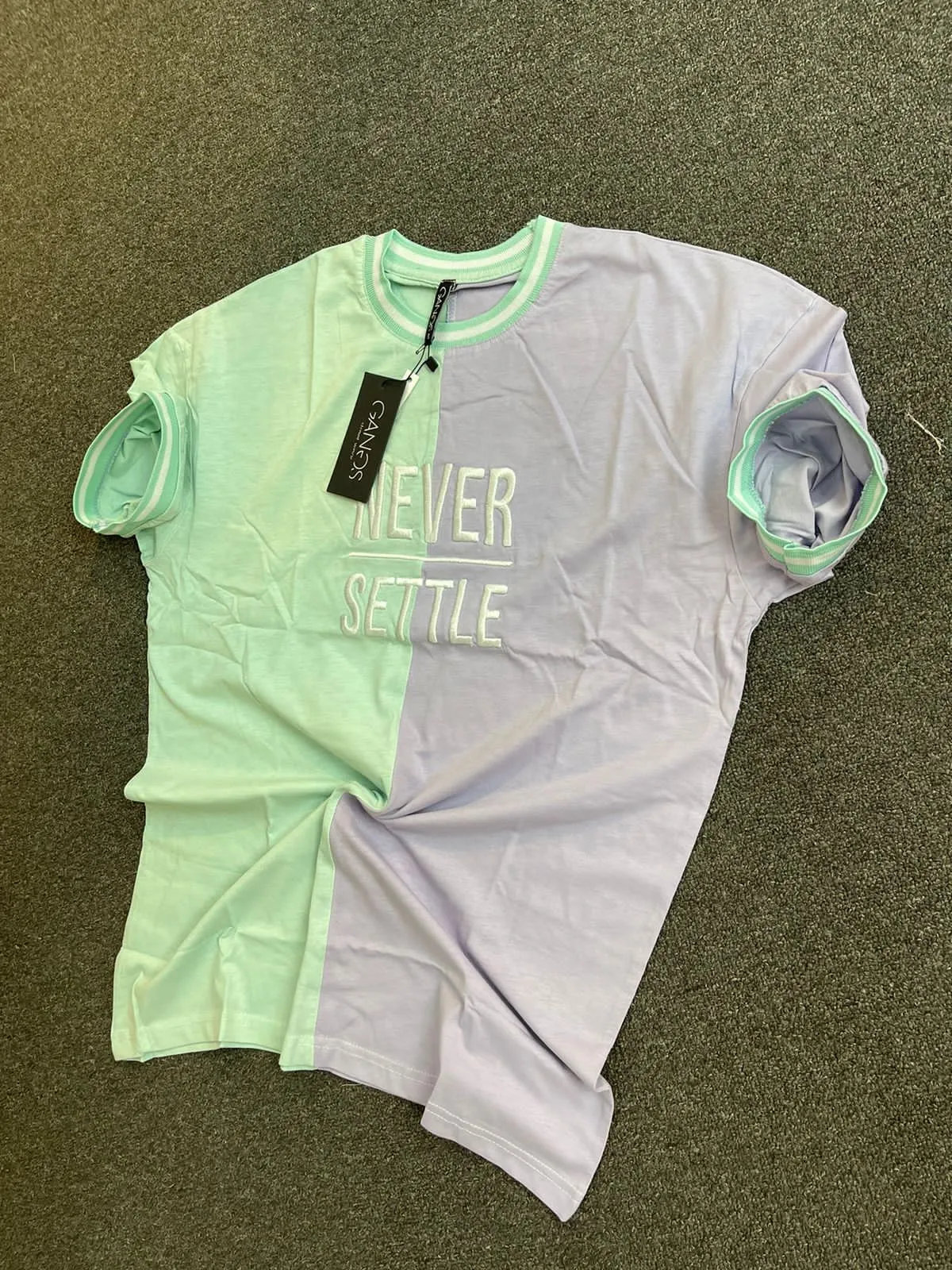 Never settle Men T-shirts