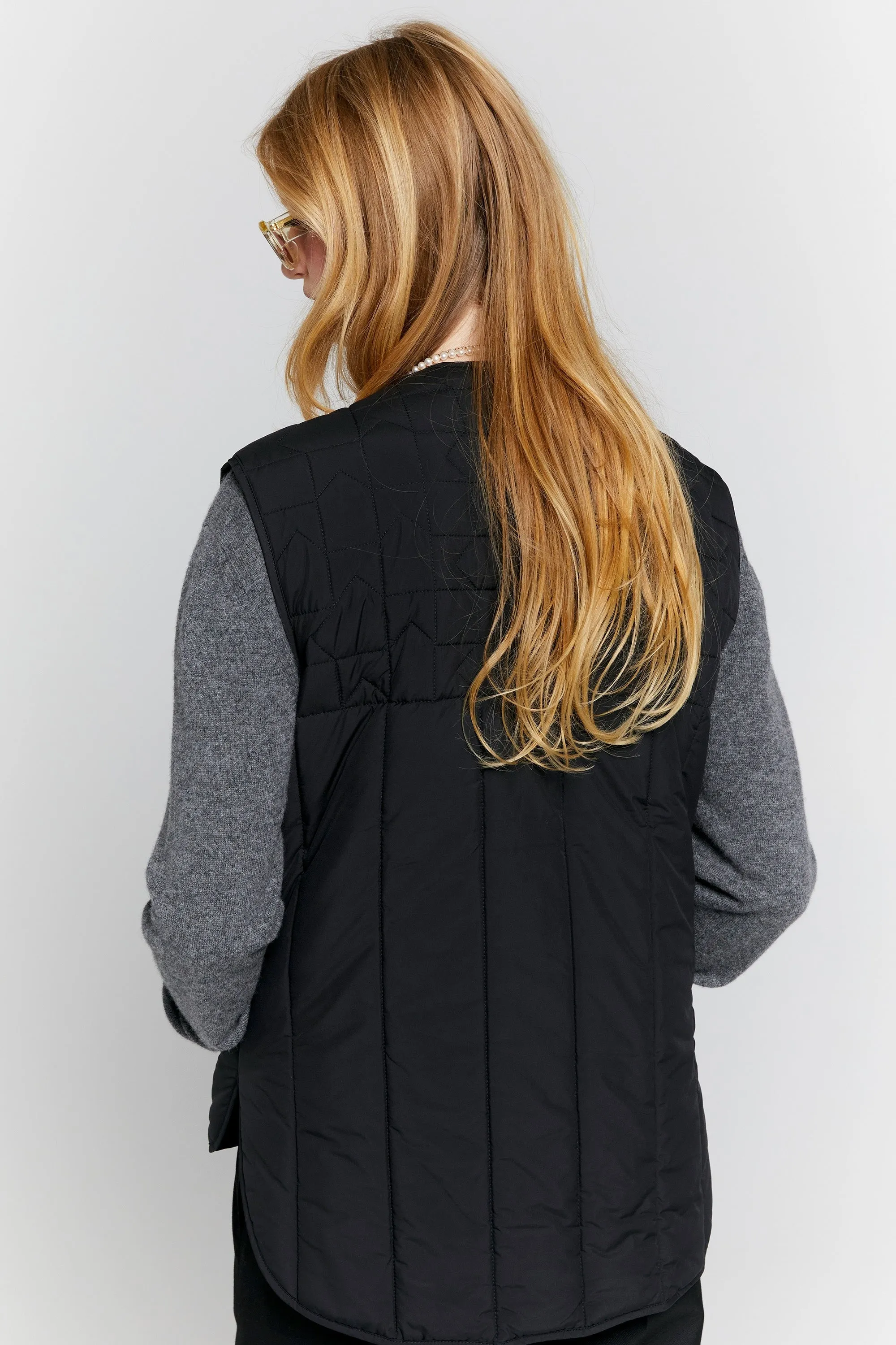 Quilted Voyager Vest | Black